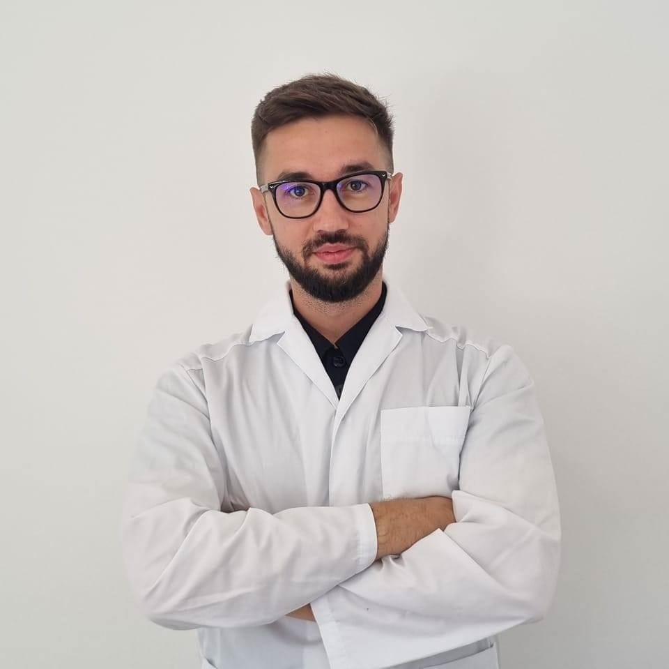 Dr. Lungu Adrian