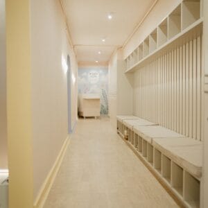 wiggle room lahovari entrance hallway